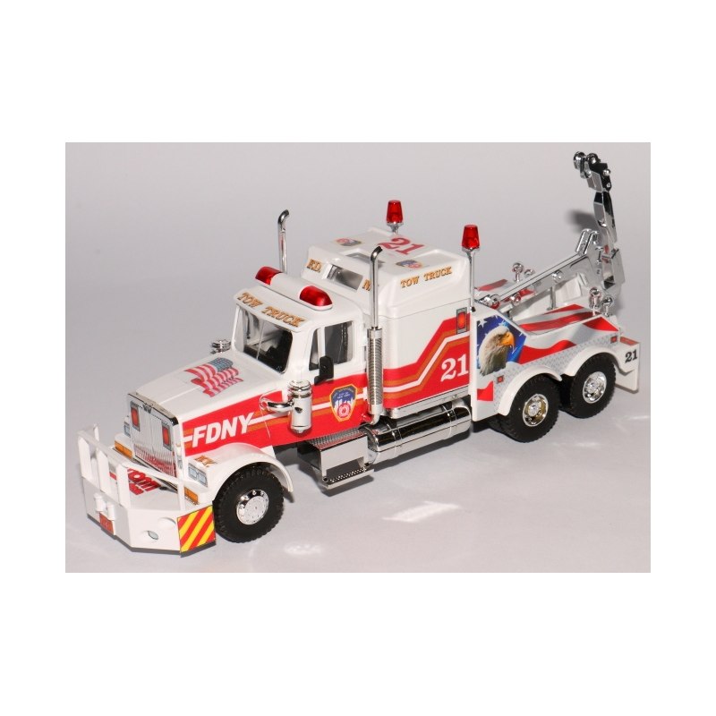 Monti System MS 42.2 - Tow Truck F.D.N.Y. 1:48 - Stavebnice