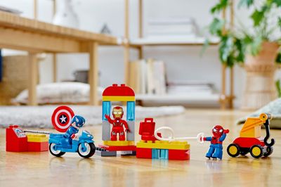Iron Manova laboratoř z LEGO Duplo